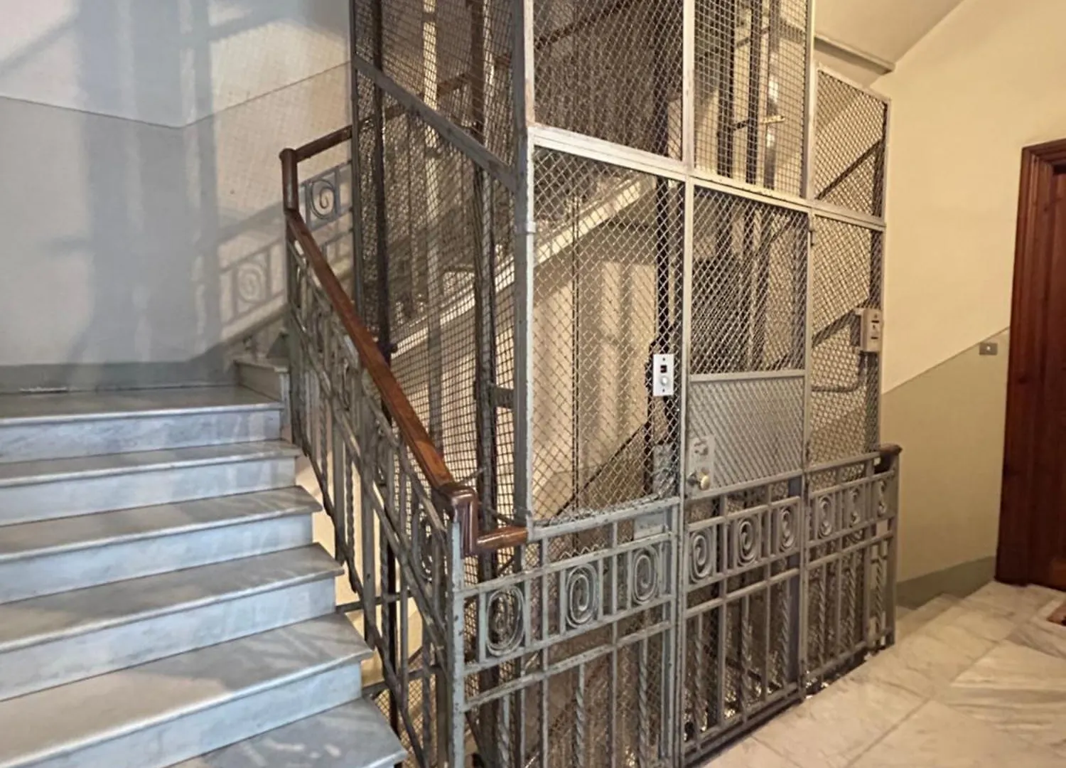 Apartment Fortvince Loft Residential By Florencehospitality Com Italy